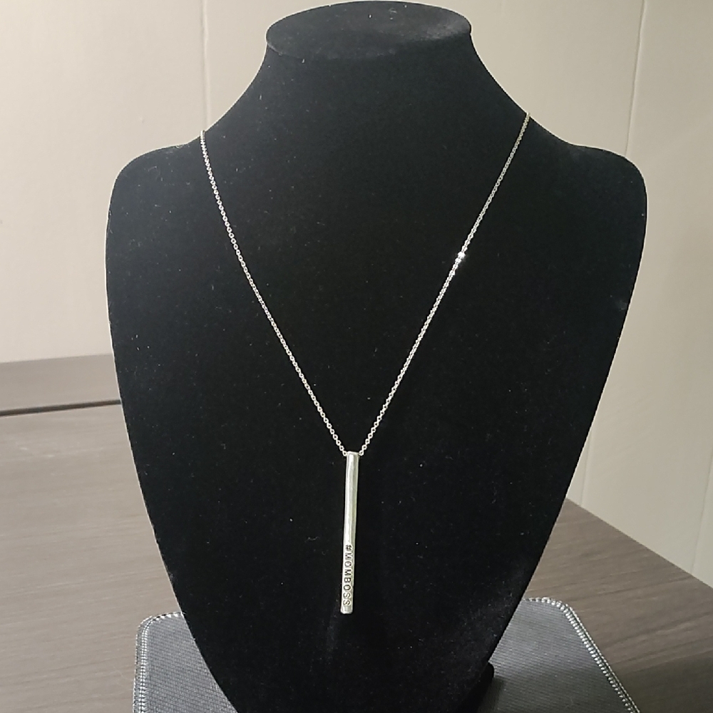 Elegant Silver Pendant Necklace #Momboss